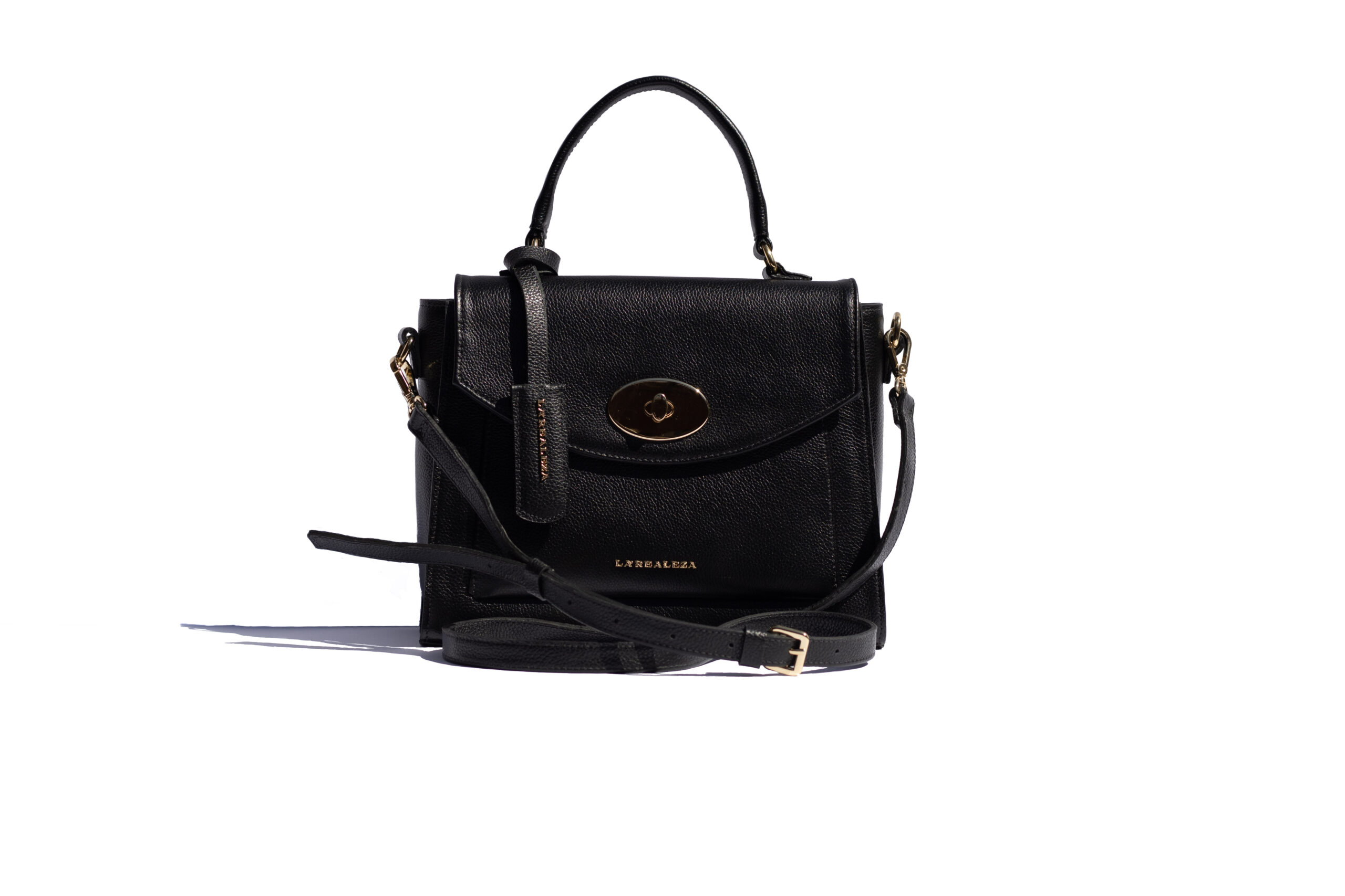 Bolsa Classic Essence Preta Vista 1