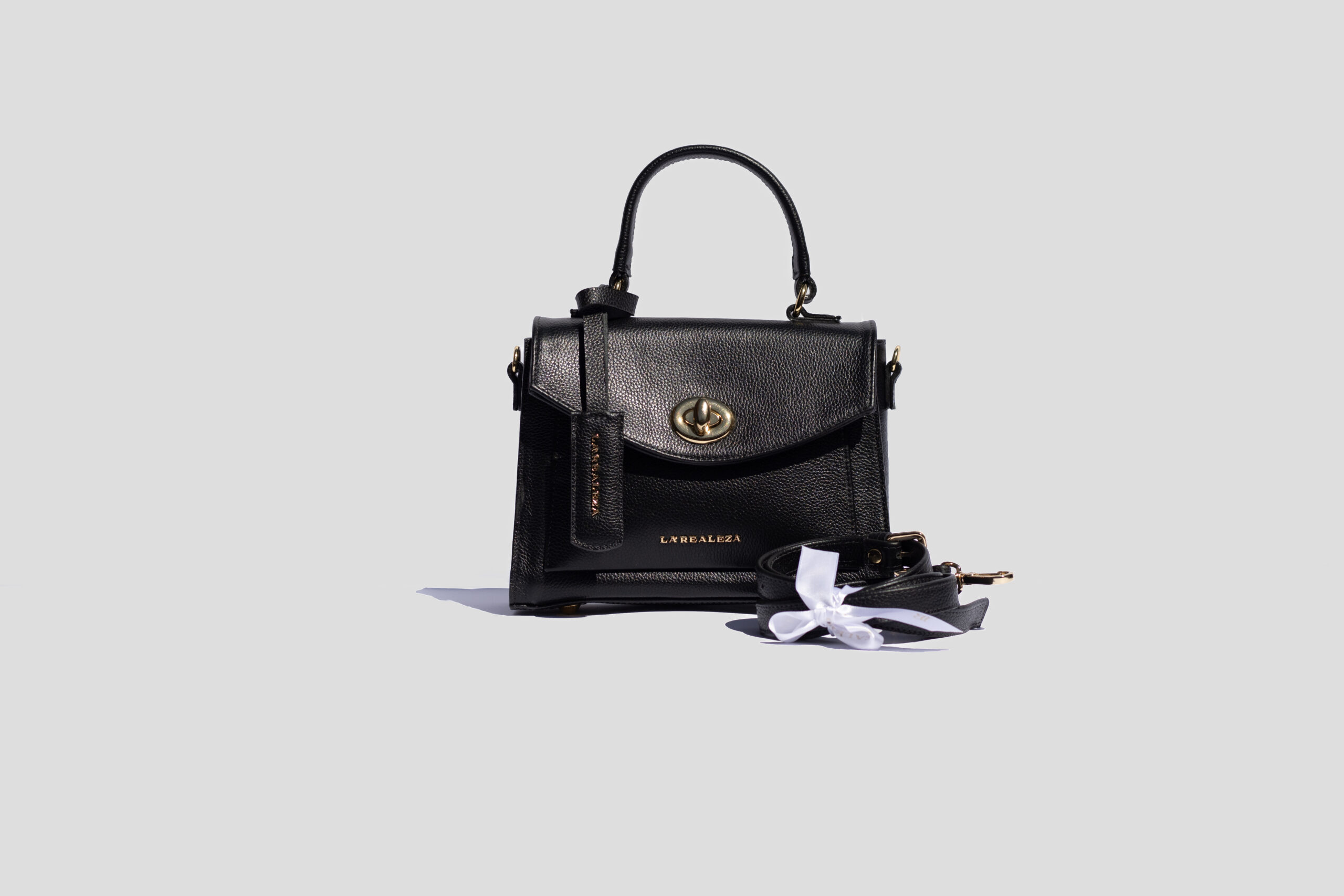 Bolsa Essence Petite Preta