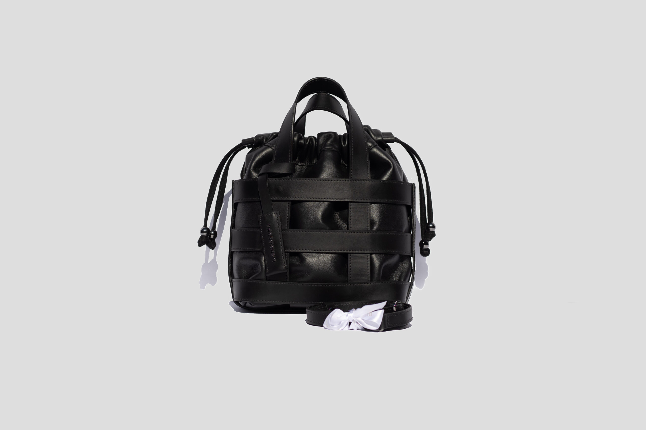 Bolsa La Cesta Couro Inside Preta